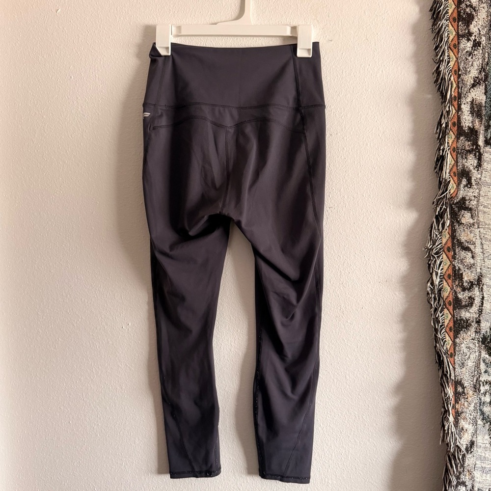 ▪️ Fabletics • BUNDLE of PowerHold Leggings in White & Black, 1 PureLuxe in Gray - Picture 7 of 15